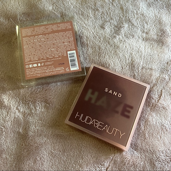 Huda beauty Haze obsessions in Sand - Picture 6 of 12